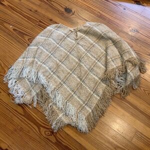 Boyne Valley Weavers of Ireland Wool-Blend‎ Soft Tan Plaid Fringed Poncho